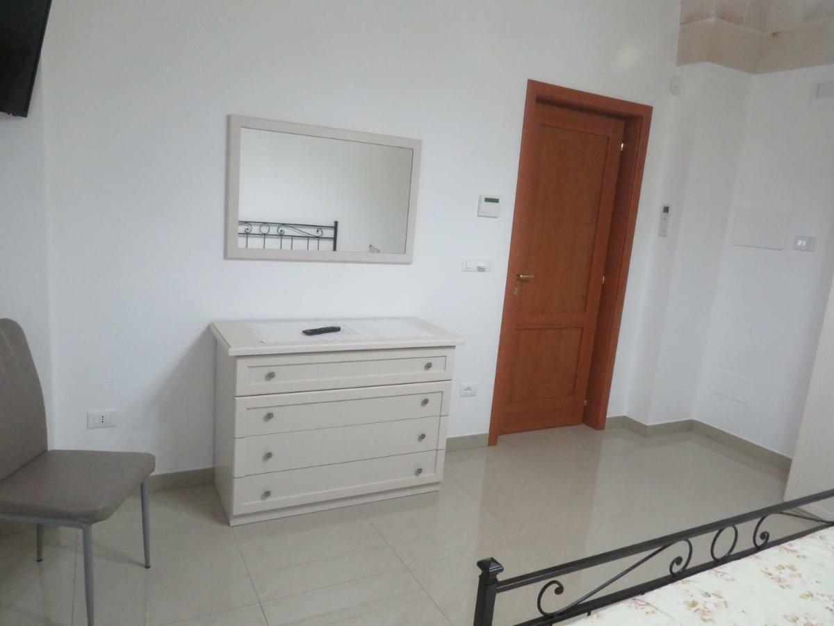 Hotel Casa Rita à Mandurie Extérieur photo