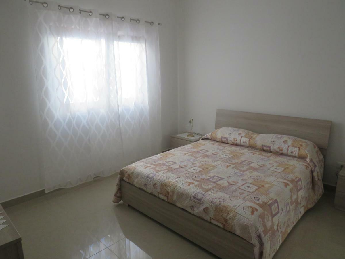 Hotel Casa Rita à Mandurie Extérieur photo